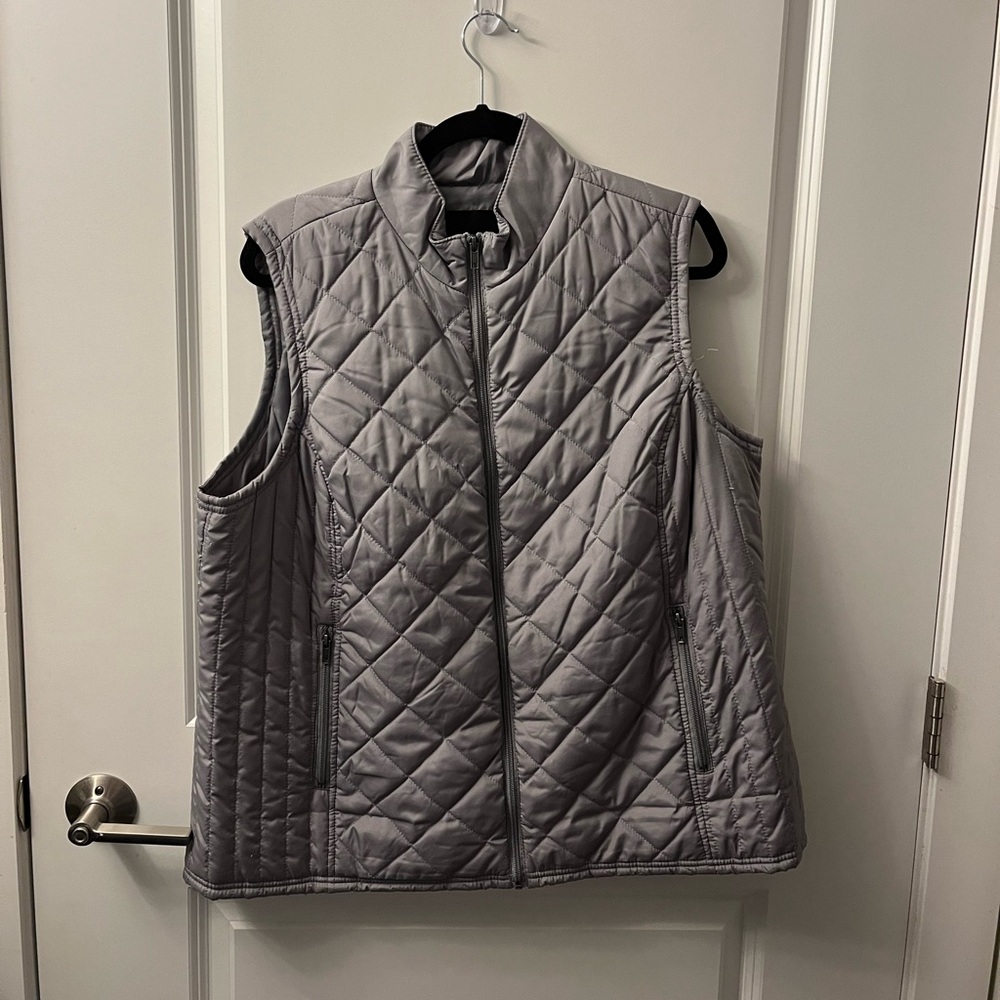 Relativity Women's Quilted Silver Vest